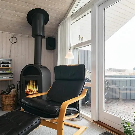 6 Person In Hjorring-by Traum *